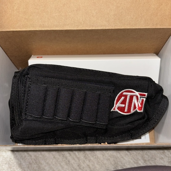 New ATN Extended Power Kit and battery pack bank for scope or any type C device - Picture 1 of 4